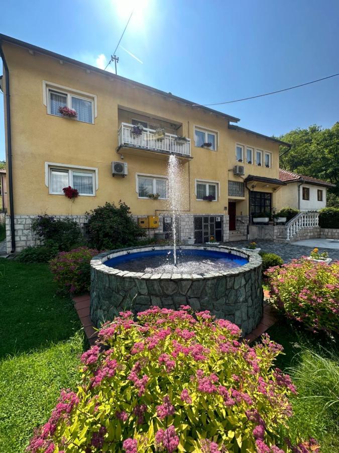 Beautiful House Overlooking Sarajevo Bagian luar foto