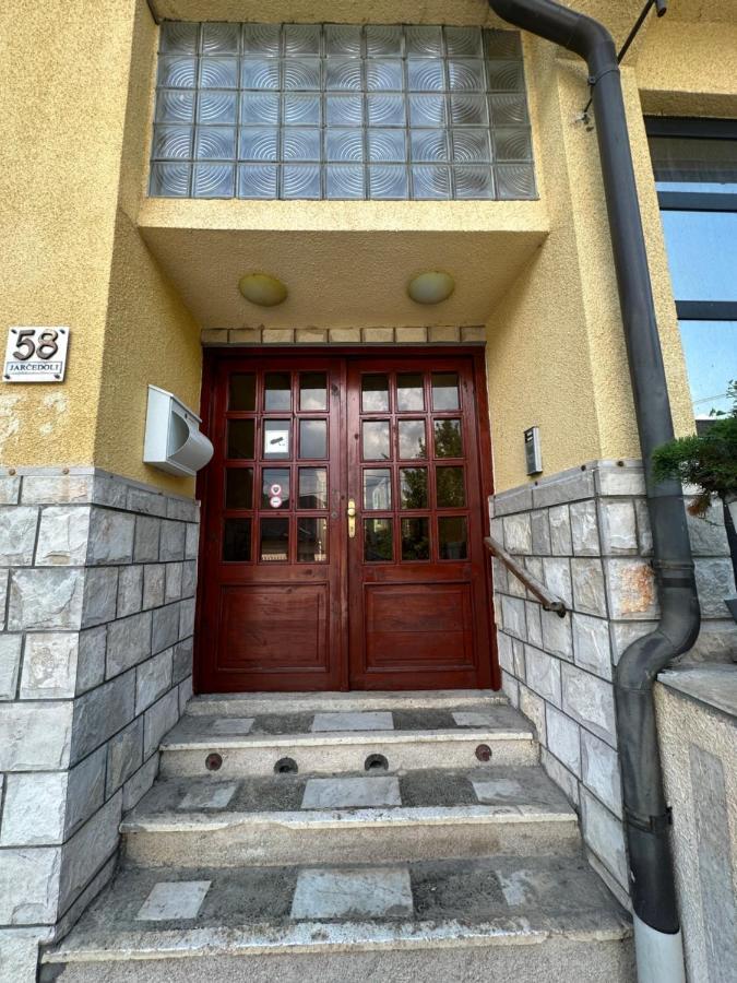 Beautiful House Overlooking Sarajevo Bagian luar foto